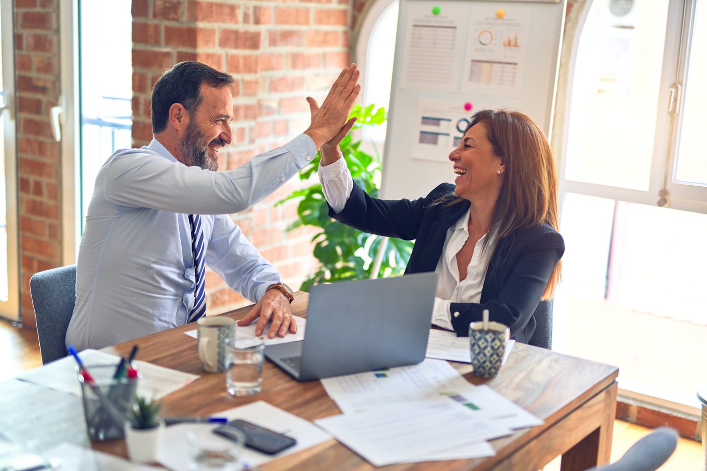 Advisors discussing a financing requirement